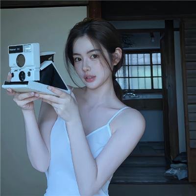 夜色中的她